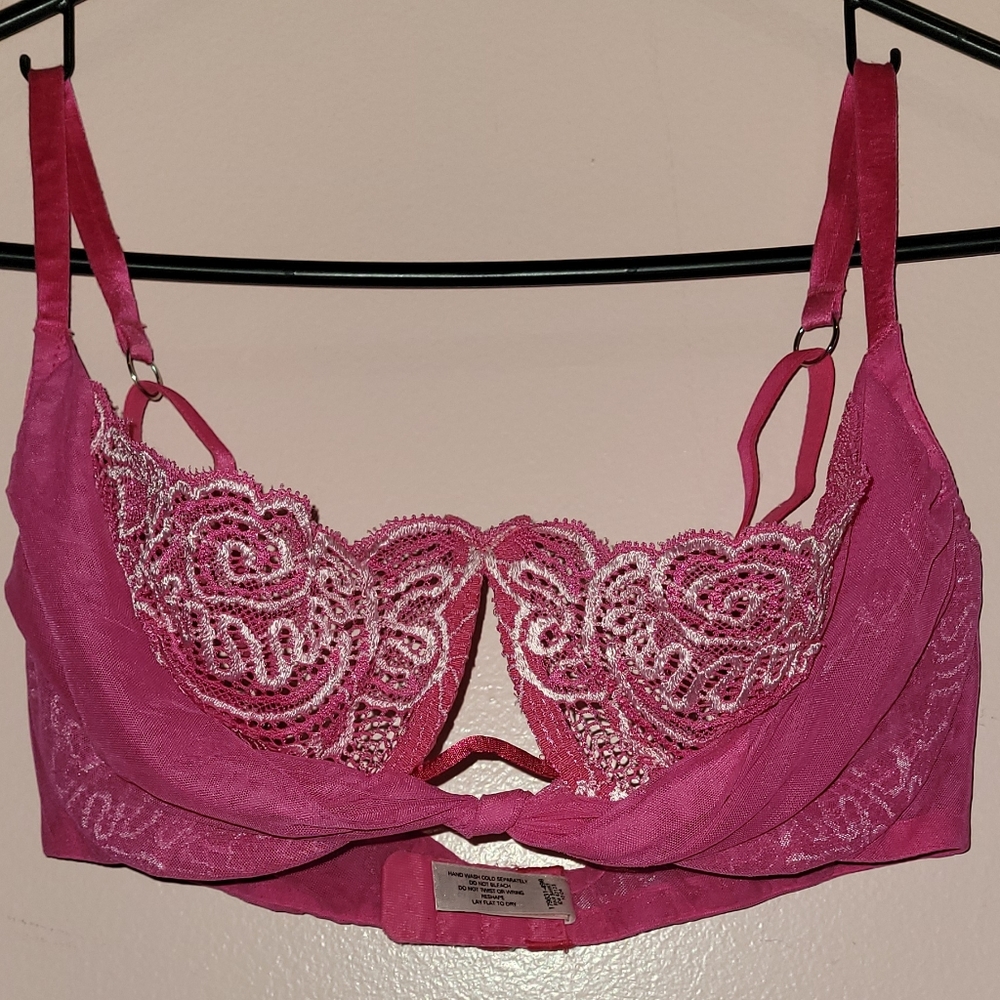 Victorias Secret 36C push-up without padding